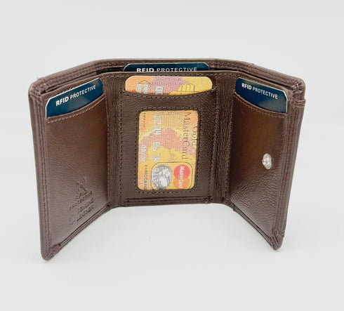 BorsaBella TradeMark Genuine Leather wallet 2004 R.F.I.D Protection