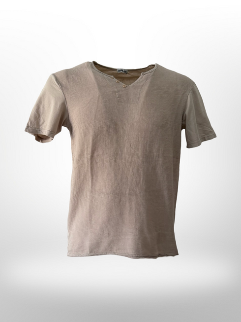 DISPLAY T-SHIRT