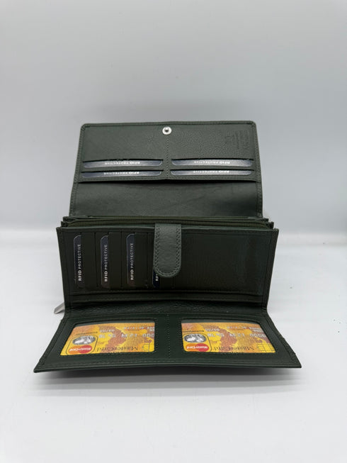 BorsaBella TradeMark Genuine Leather Ladies Purse 1252A R.F.I.D Prodection