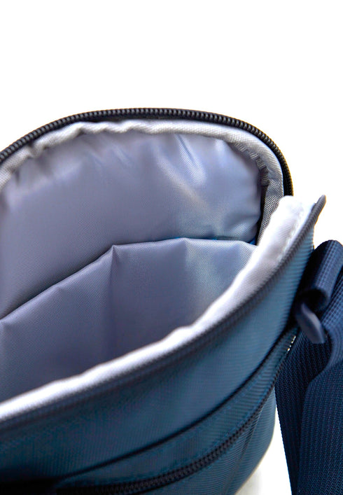 Aeronautica Militare AM-520 Small Drone line shoulder bag