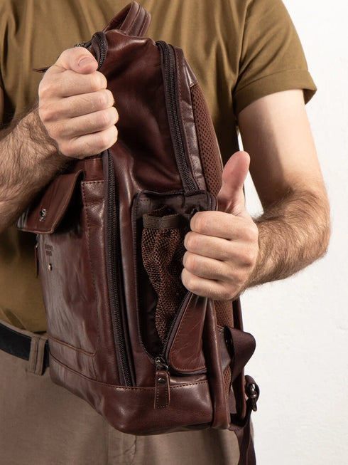 AERONAUTICA MILITARE AM-305 Vintage leather laptop backpack