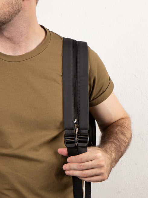 Men's Aeronautica Militare AM-483 Helix Line Tablet Shoulder Bag