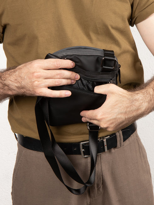 Men's Aeronautica Militare AM-481 Helix line small shoulder bag